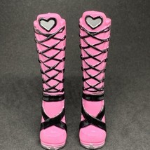 Monster High Doll Draculaura First 1st wave Original Tall Pink Boot Silver Heart - £15.57 GBP