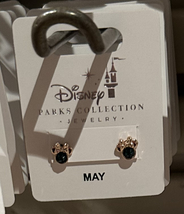 Disney Parks Minnie Mouse Faux Emerald Green May Birthstone Earrings Gold Color - £26.23 GBP