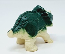 Jurassic Park Triceratops Hatchling Action Figure Kenner VTG 1993 Ellie Sattler - $9.81