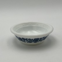 Vintage Avon Soap Dish White &amp; Blue Milk Glass 5&quot; Rose Small Bowl Floral 1970s - £11.68 GBP