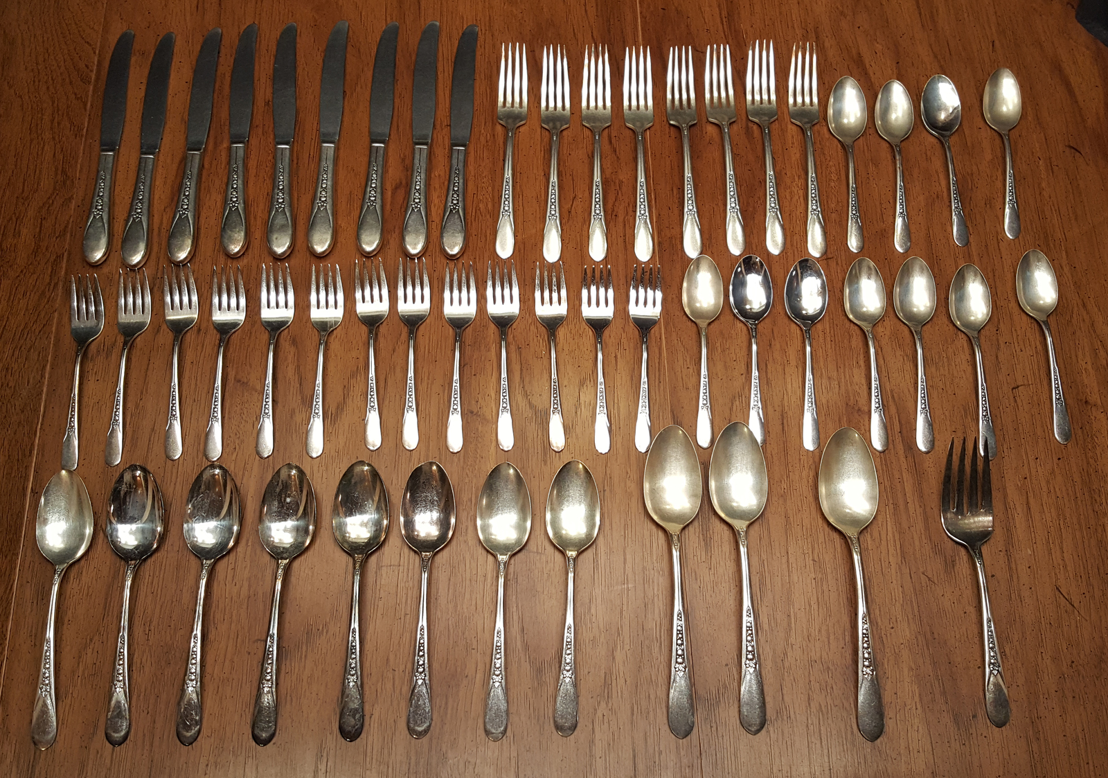 William rogers silverware set sale