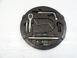 05 Mercedes W220 S55 tool kit OEM 2205800005 - £66.18 GBP