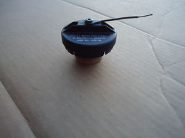 2000-2005 Toyota Celica GT GT-S  GAS FUEL FILLER CAP OEM image 2