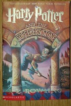 Harry Potter And the Sorcerer&#39;s Stone Year 1 JK Rowling Scholastic Paperback - £5.23 GBP