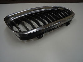09-11 E90 E91 BMW 328i 335i FRONT BUMPER PASSENGER RH UPPER CHROME GRILLE M0161 image 4