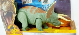Jurassic World Dominion Triceratops Figure Roar Strikers NEW Dino Dinosaurs JW  - £27.80 GBP