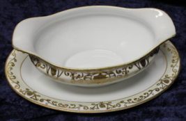 Noritake - 175 Green backstamp - Gravy Boat (Style #1) - $747.09 MXN
