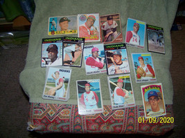 vintage lot of {28} 60&#39;s &amp; 70&#39;s topps baseball trading cards {cleveland indians} - £11.11 GBP