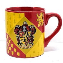 Harry Potter Gryffindor House Crest Coffee Mug Cup Ceramic 14oz Yellow Red Gold - £7.92 GBP
