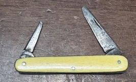 VTG Challenge Cut Co Bridgeport 2 Blade Pocket KnifeYellow Handle - £35.97 GBP