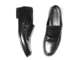 Saks Fifth Avenue black leather loafer style shoe Size 11 1/2 - $44.99