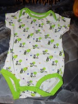 Avon Snap Tee Tiny Tillia White With Green Trim  Size 6/9 Months NWOT - $13.14