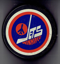 Vintage NHL Winnipeg Jets Large Logo souvenir Hockey PUCK - £34.56 GBP