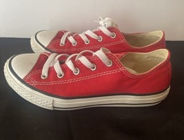 Converse Youth Size 3 Chuck Taylor All Star Low Red - £13.82 GBP