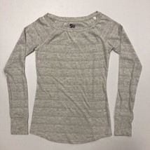 SO Women’s Silver Light Gray Striped Long Sleeve Shirt Top size S - $9.50