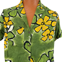 BDG Urban Outfitters Women Hawaiian Aloha Shirt Small Petite Floral Text... - $33.99