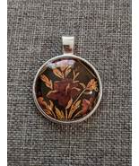 Wooden Flowers Inlay Images Glass Cabochon Pendant Kit WO1016 - £7.98 GBP