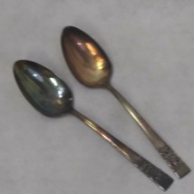 Oneida Coronation Table Serving Spoons 2 1936 Pierced Handle Silver Plated - £11.91 GBP