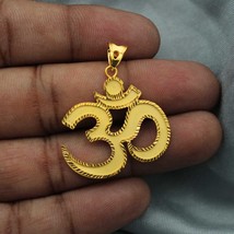 Big OM Aum 22k gold pendant jewelry, gold amulet pendant, hindu god jewelry, gol - £542.84 GBP