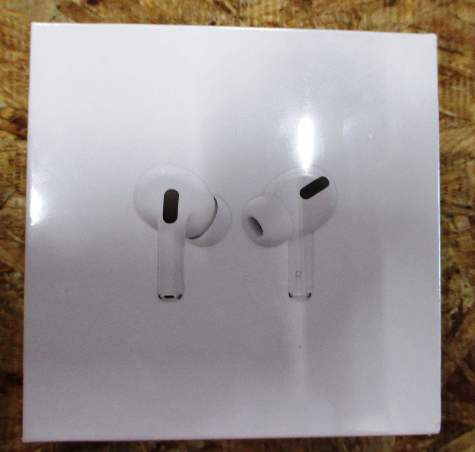 Apple AirPods Pro Wireless In-Ear Headsets - White - NEW & SEALED - £117.23 GBP