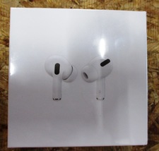 Apple AirPods Pro Wireless In-Ear Headsets - White - NEW &amp; SEALED - £119.86 GBP