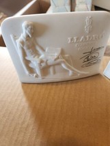 Lladro Don Quixote Collectors Society Porcelain Shell Plaque Signed  2 Pieces - £30.56 GBP