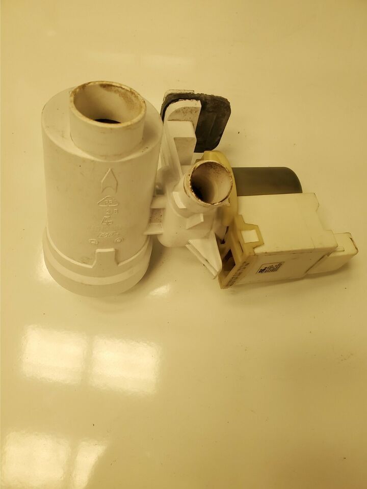 Washer Drain Pump for Whirlpool P/N: W10130914 [Used] - $0.98