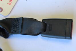 2008-2014 SUBARU WRX IMPREZA CENTER REAR SEAT BELT BUCKLE K2938 image 4