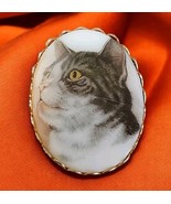 VTG Gold Tone Gray White Tabby Cat Porcelain Transfer Oval Cameo Portrai... - $29.94