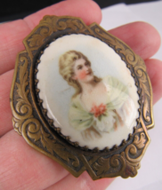 Antique 1800&#39;s Portrait Brooch cameo Porcelain &amp; brass Victorian Lady Pin Brooch - £44.97 GBP