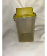 Vintage Tupperwear pickle Container Avacodo Green - $222.70 MXN