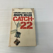 Catch-22 Historical Fiction Paperback Book by Joseph Heller Dell Books 1972 - £10.96 GBP