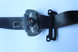 2009-2012 HYUNDAI GENESIS SEDAN FRONT LEFT DRIVER SIDE SEATBELT C121 image 3