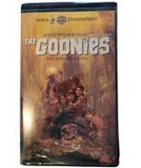 THE GOONIES VHS VCR Movie 80&#39;s Classic Family Movie Clam Shell Steven Sp... - £5.91 GBP