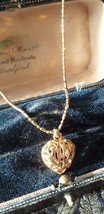 Ciondolo a forma di cuore placcato in oro 18 ct vintage anni &#39;70 su catena... - £53.48 GBP