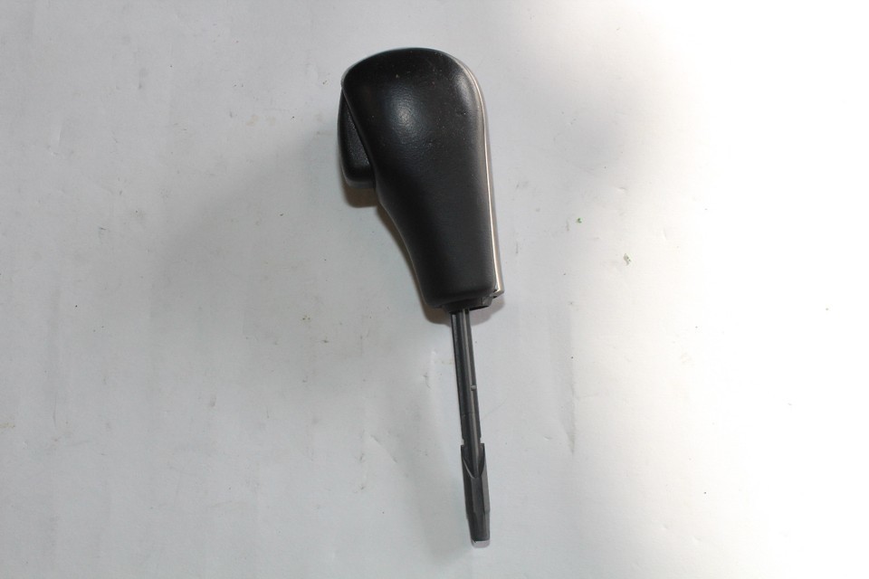 2004-07 BMW 530i AUTOMATIC GEAR SELECTOR SHIFT KNOB K232 - $43.99