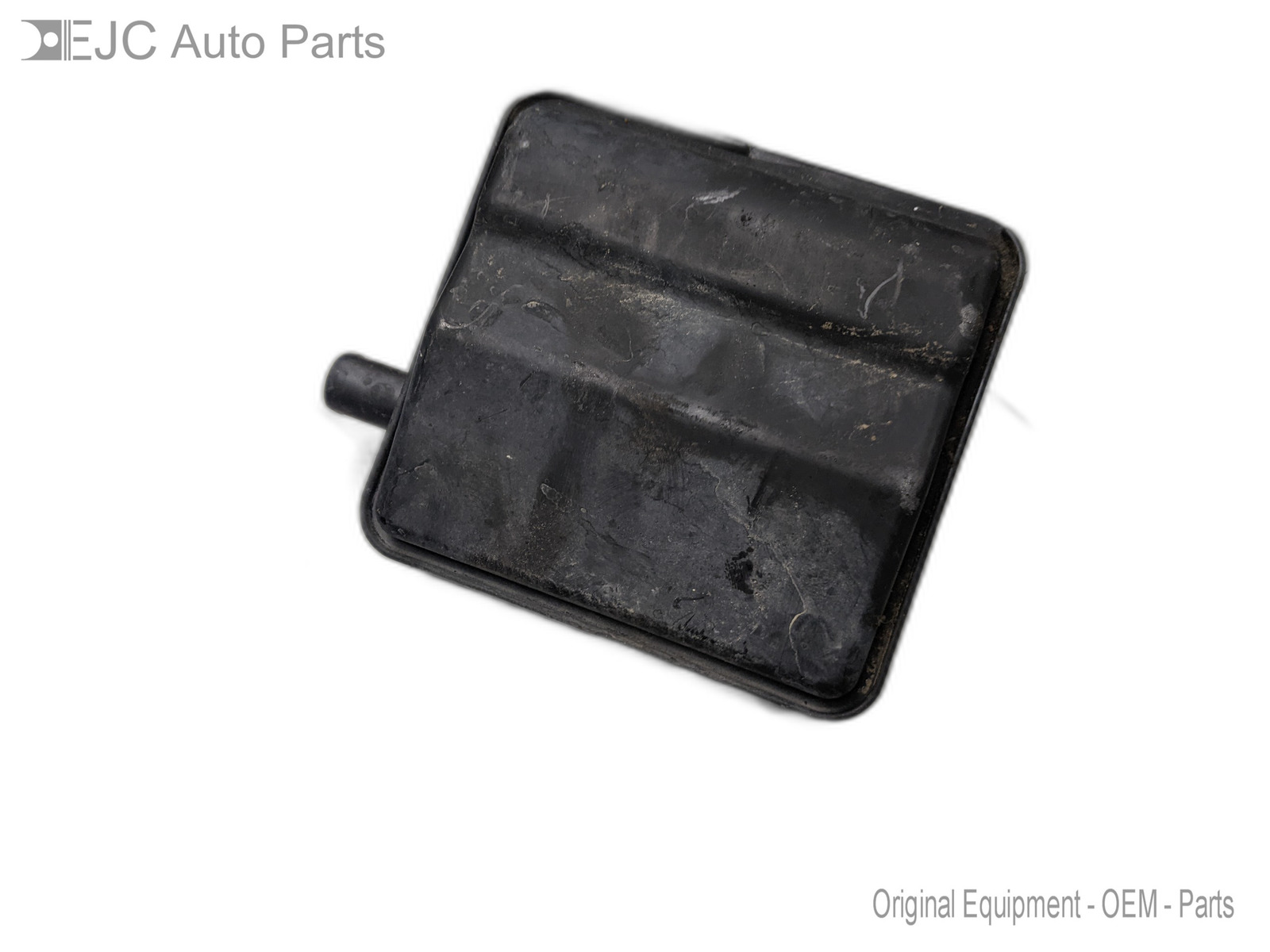 Engine Oil Separator From 2015 Nissan Altima  2.5 - $24.70