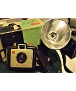 Camera Brownie Vintage Holiday Flash Film Camera - $34.26 CAD
