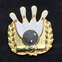  Bowling 532 Game Award Prize Vintage Pin Gold Tone Enamel - $12.95