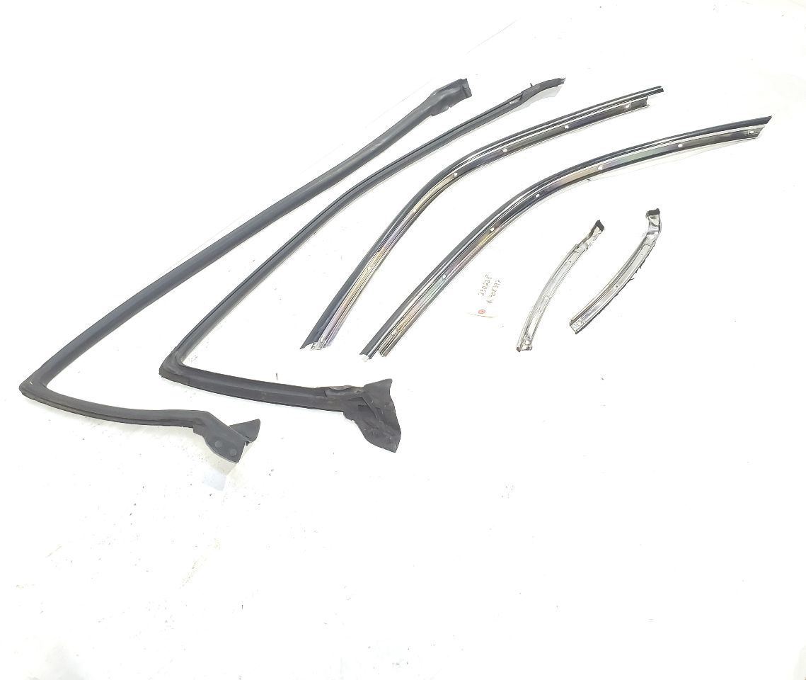 1997 Nissan 240SX OEM Pair Drip Moudling  - $123.75