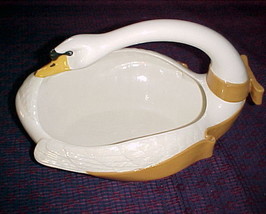 Decorative Ceramic Swan Planter,FLORAL ARRANGEMENT;14&quot;Lx8&quot;Hx9&quot;W;vintage 1987;EUC - £19.97 GBP