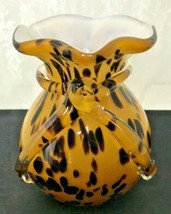 Hand Blown Art Glass Vase with Attached Glass Ribbon 5.5&quot; Tall 3-4&quot; in Diameter - £22.03 GBP