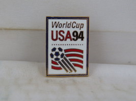1994 World Cup of Soccer Pin - Inlaid Official Logo - Peter David  - $284.31 MXN