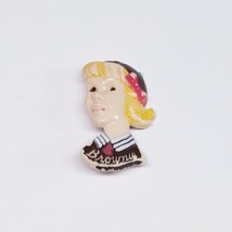 Vintage 1950’s Brownie Girl Scout Molded plastic Collectible Pin - £6.10 GBP