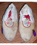 Early 20th Century Antique CREE Moccasins Embroidered Fur Private Collec... - £938.86 GBP