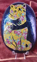Hug A Cat Mixed Media Rock Garden Stone Decor Home Friends Paperweight O... - $6.95