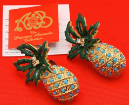 New Vintage Princess Amanda Collection Pineapple Earrings Gold tone Clip On - £39.07 GBP