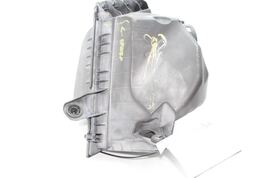 Air Cleaner Filter Box (damaged) Fits 12-16 BMW 528i 22229 image 7