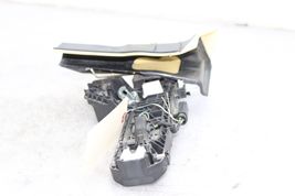 10-16 MERCEDES-BENZ E350 Front Left Door Handle Bracket F522 image 5