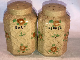 Japan Hotta Yu Shotten Majolica 4.5 Inch Salt And Pepper Shakers - £15.71 GBP